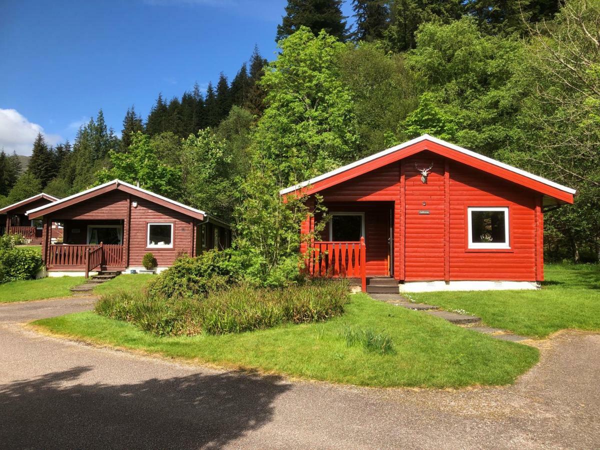 Pucks Glen Lodges, Rashfield, By ダヌーン エクステリア 写真